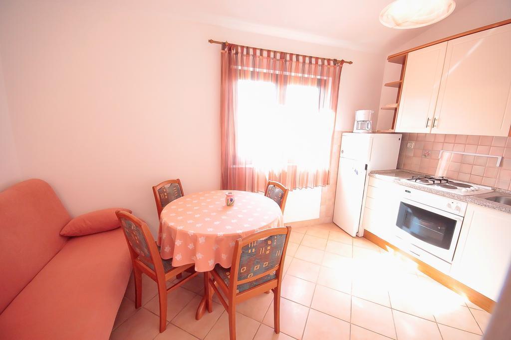 Apartments Skelin Vodice Oda fotoğraf