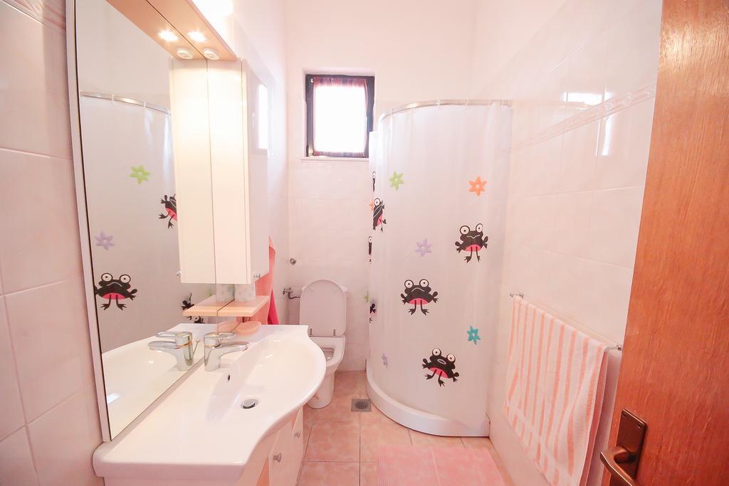 Apartments Skelin Vodice Oda fotoğraf