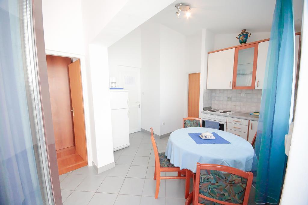 Apartments Skelin Vodice Oda fotoğraf